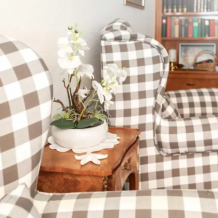 Haus Koebesine 25 فندق *